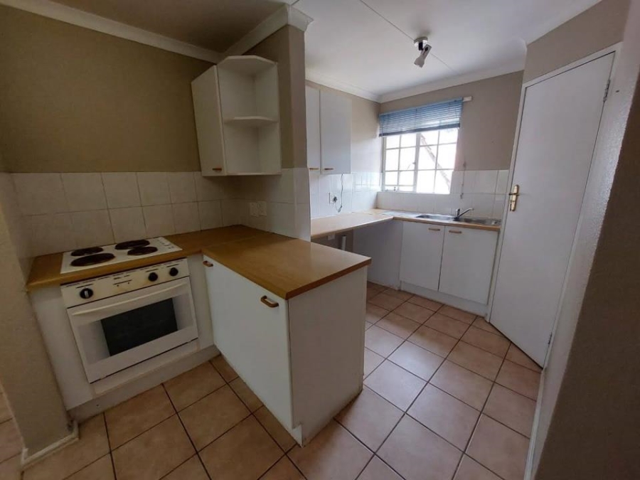 1 Bedroom Property for Sale in Monument Park Gauteng