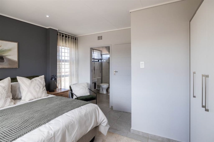 1 Bedroom Property for Sale in Monument Park Gauteng