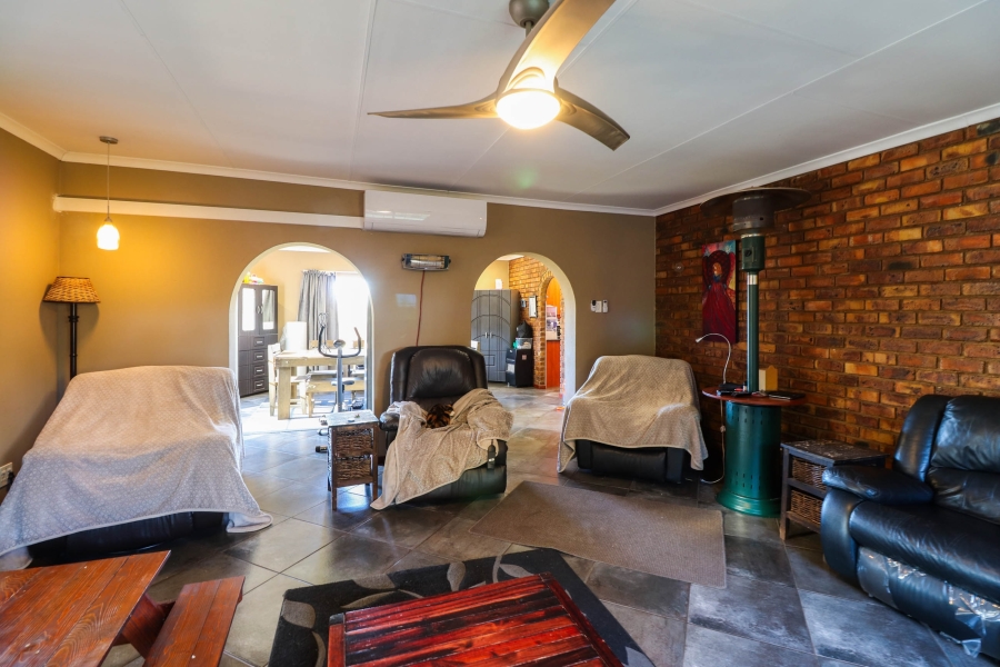 4 Bedroom Property for Sale in Bredell Gauteng