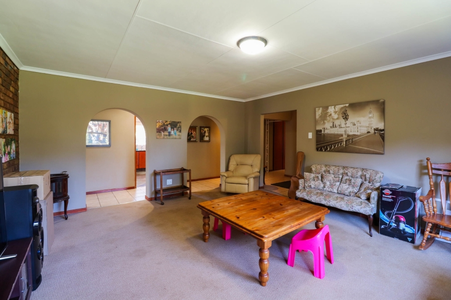 4 Bedroom Property for Sale in Bredell Gauteng