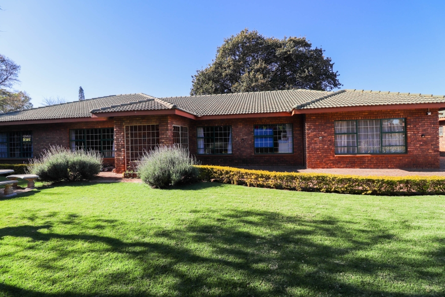 4 Bedroom Property for Sale in Bredell Gauteng