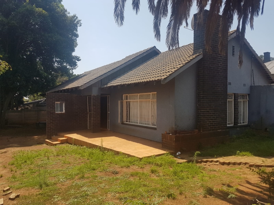 3 Bedroom Property for Sale in Fairwood Gauteng