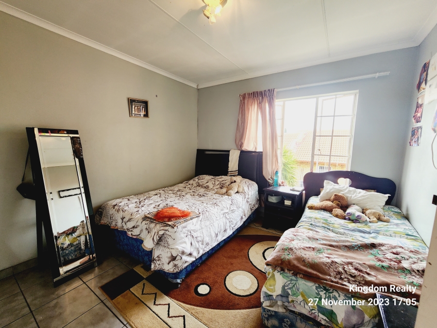 2 Bedroom Property for Sale in Moreleta Park Gauteng