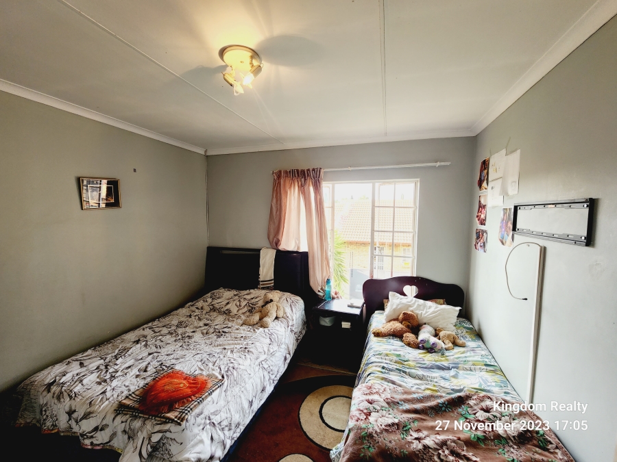 2 Bedroom Property for Sale in Moreleta Park Gauteng