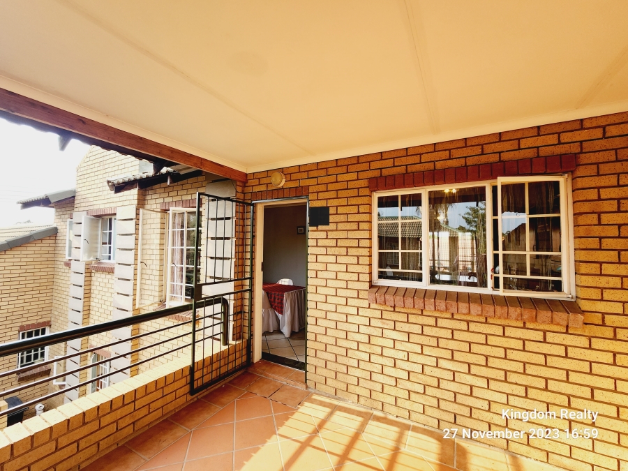 2 Bedroom Property for Sale in Moreleta Park Gauteng