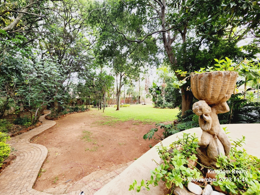 5 Bedroom Property for Sale in Waterkloof Gauteng