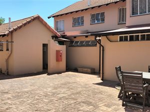 2 Bedroom Property for Sale in Pretoria Gardens Gauteng