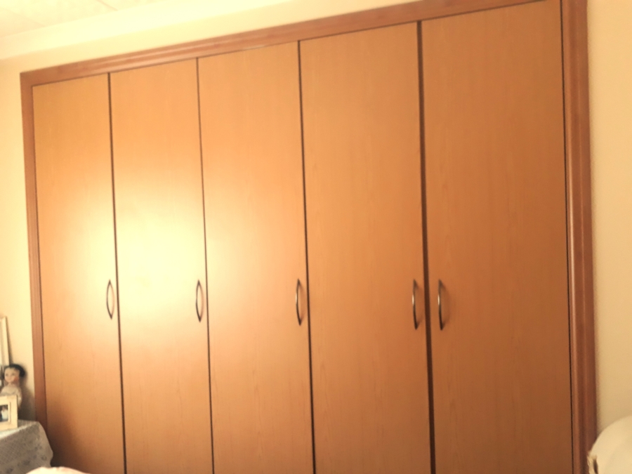 3 Bedroom Property for Sale in Hurlyvale Gauteng