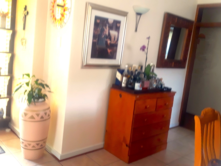 3 Bedroom Property for Sale in Hurlyvale Gauteng