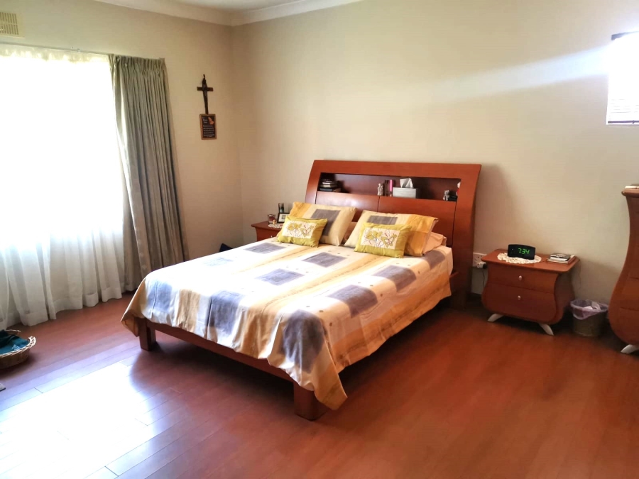3 Bedroom Property for Sale in Hurlyvale Gauteng