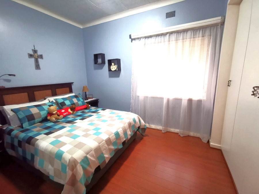 3 Bedroom Property for Sale in Hurlyvale Gauteng