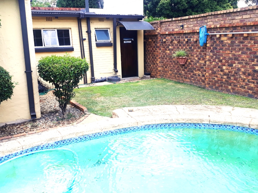3 Bedroom Property for Sale in Hurlyvale Gauteng