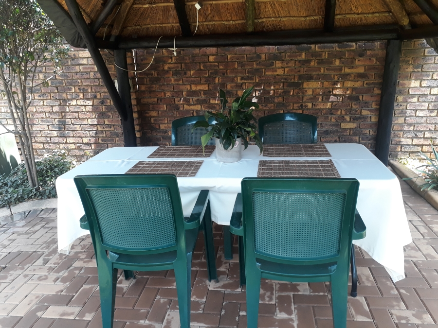 3 Bedroom Property for Sale in Hurlyvale Gauteng