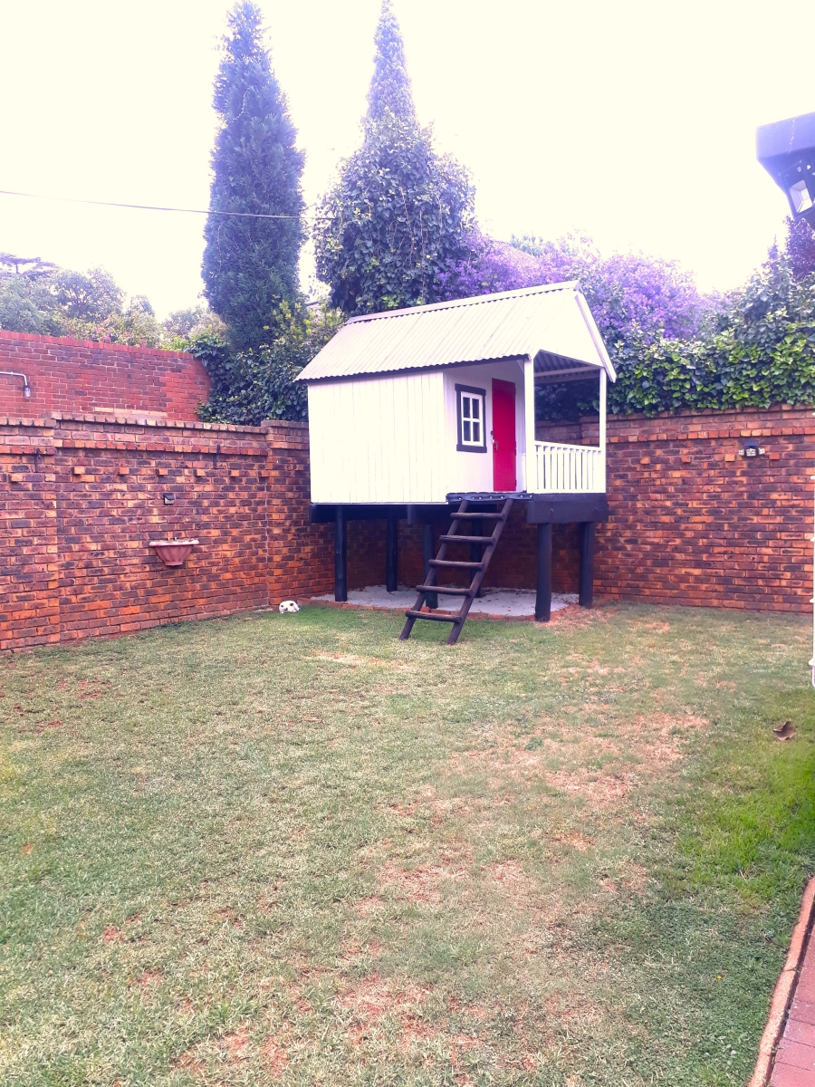 3 Bedroom Property for Sale in Hurlyvale Gauteng