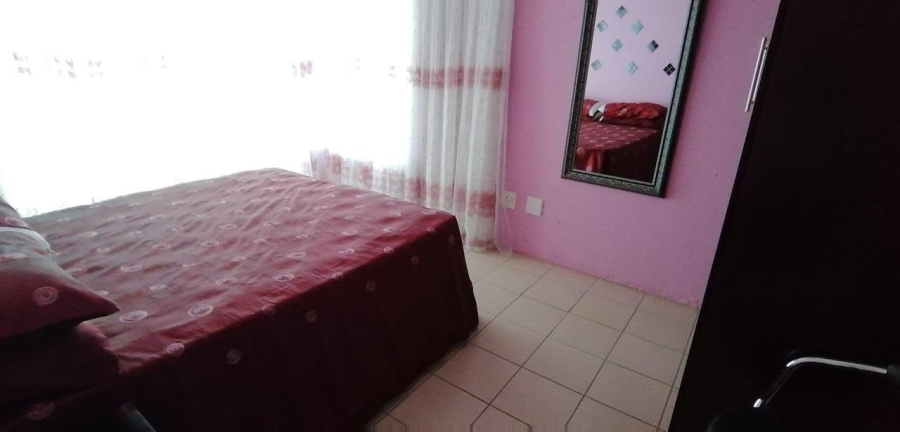 5 Bedroom Property for Sale in The Orchards Gauteng