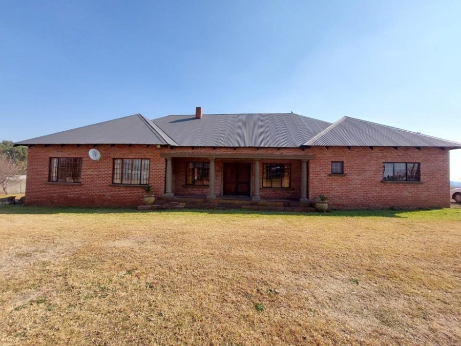 7 Bedroom Property for Sale in Noycedale Gauteng