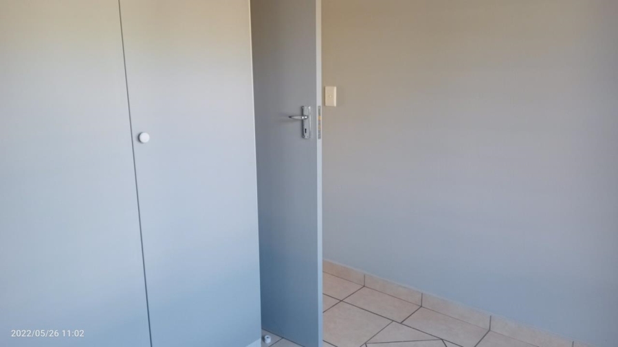 2 Bedroom Property for Sale in Tileba Gauteng