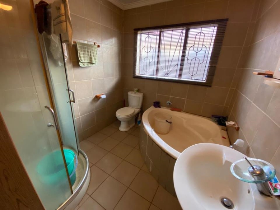 3 Bedroom Property for Sale in The Orchards Gauteng