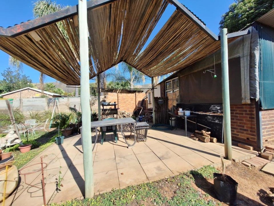 7 Bedroom Property for Sale in Annlin Gauteng