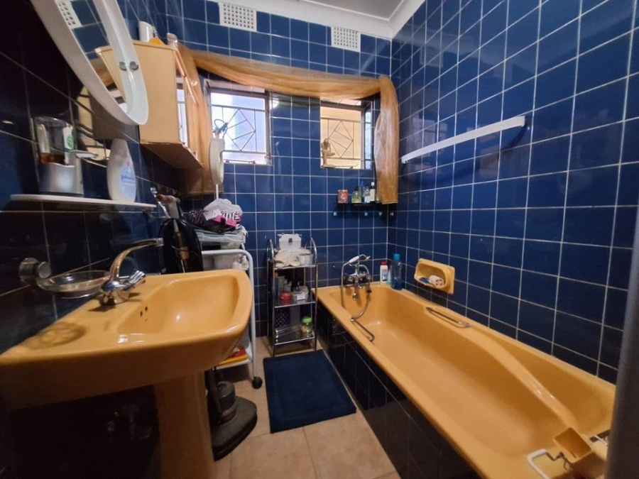7 Bedroom Property for Sale in Annlin Gauteng