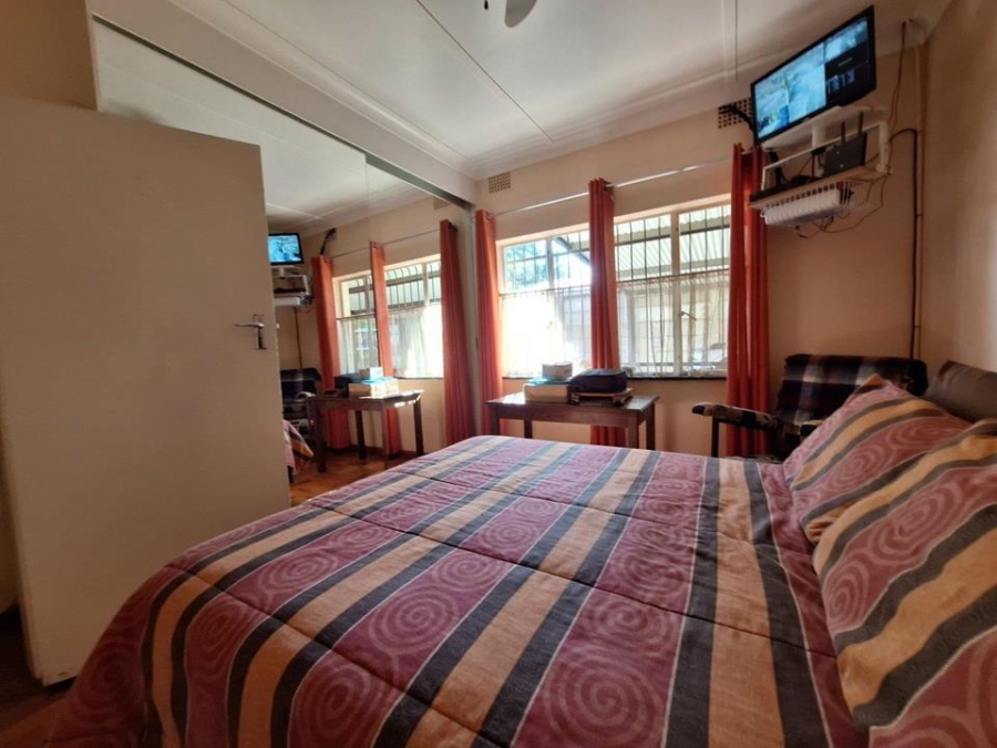 7 Bedroom Property for Sale in Annlin Gauteng