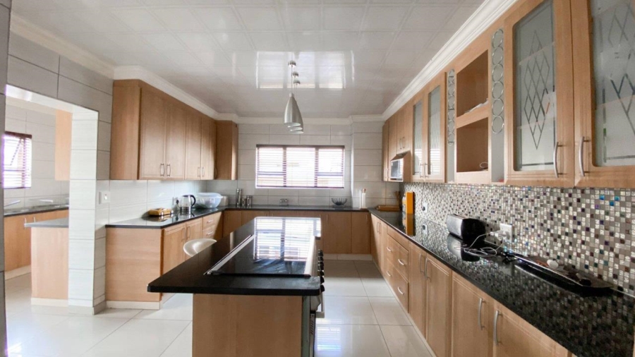 4 Bedroom Property for Sale in The Orchards Gauteng