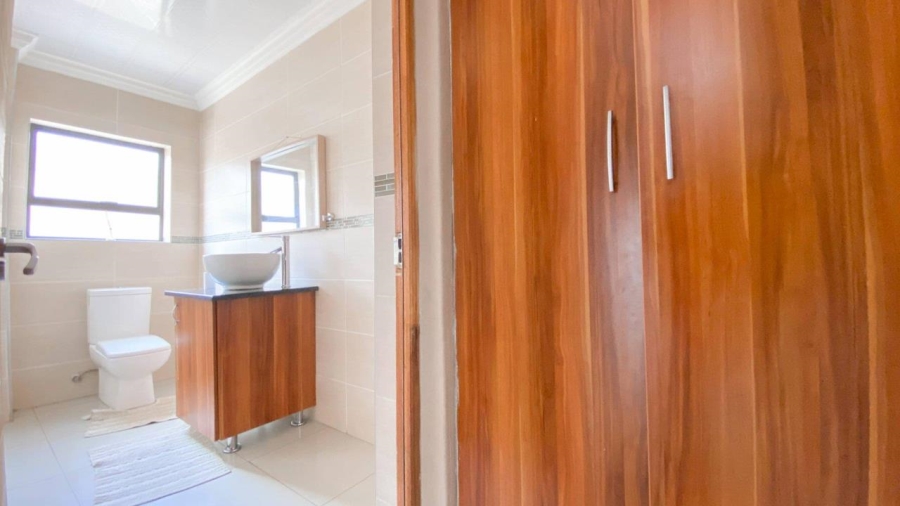 4 Bedroom Property for Sale in The Orchards Gauteng