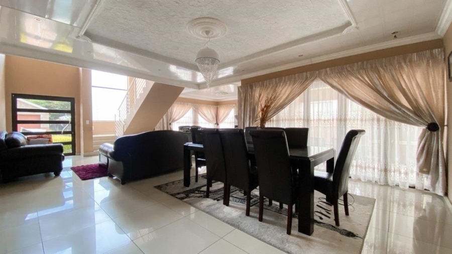 4 Bedroom Property for Sale in The Orchards Gauteng