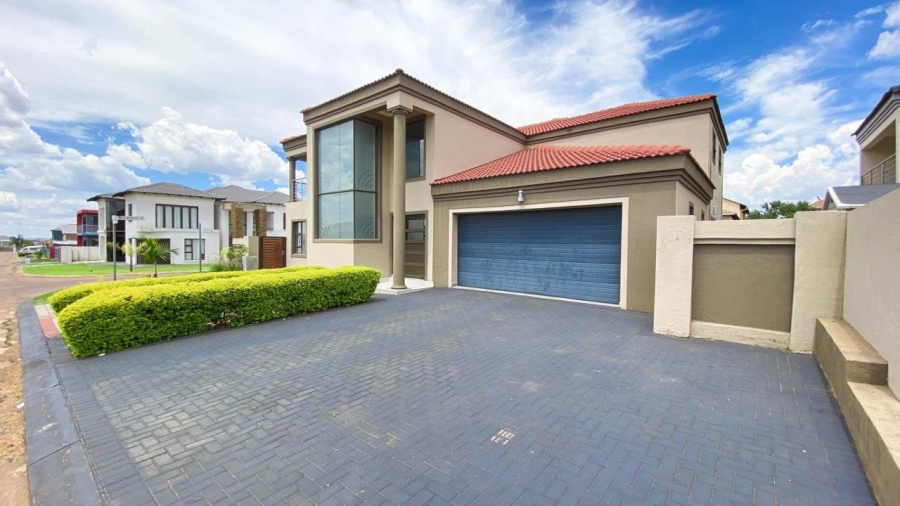 4 Bedroom Property for Sale in The Orchards Gauteng