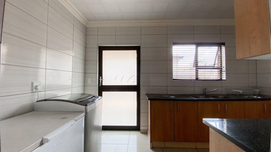 4 Bedroom Property for Sale in The Orchards Gauteng