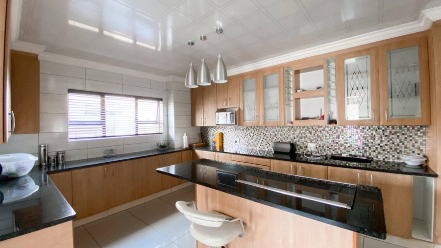 4 Bedroom Property for Sale in The Orchards Gauteng
