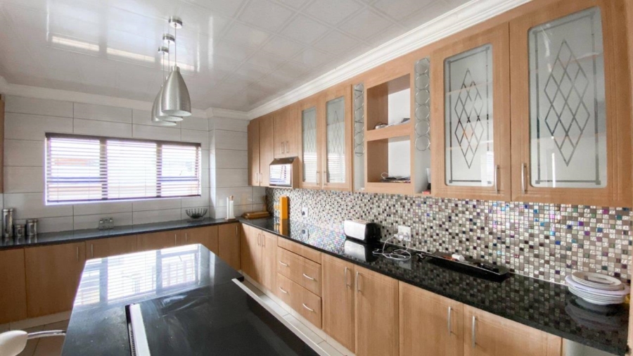 4 Bedroom Property for Sale in The Orchards Gauteng