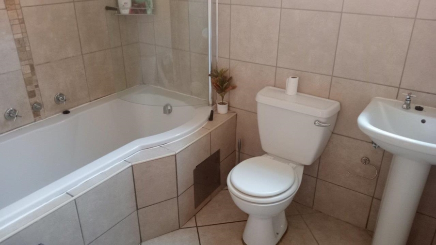 3 Bedroom Property for Sale in Chantelle Gauteng