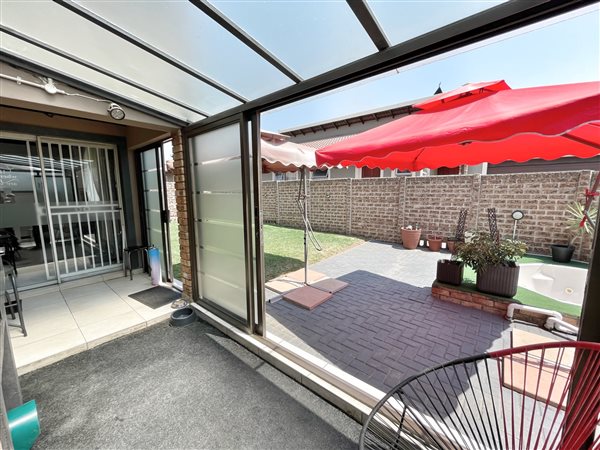 3 Bedroom Property for Sale in New Market Gauteng