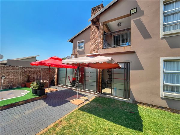 3 Bedroom Property for Sale in New Market Gauteng