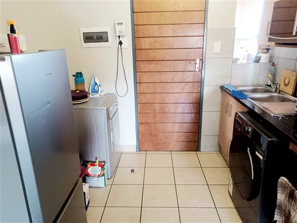 2 Bedroom Property for Sale in Alveda Park Gauteng