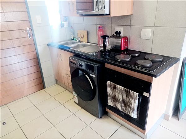 2 Bedroom Property for Sale in Alveda Park Gauteng