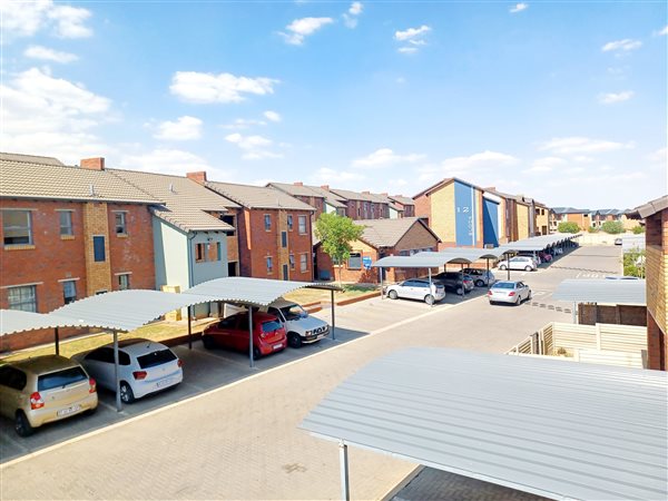 2 Bedroom Property for Sale in Alveda Park Gauteng