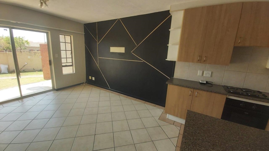 2 Bedroom Property for Sale in The Orchards Gauteng