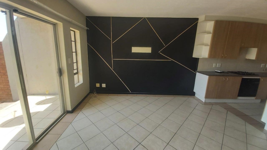 2 Bedroom Property for Sale in The Orchards Gauteng