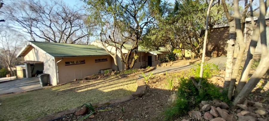 4 Bedroom Property for Sale in Annlin Gauteng