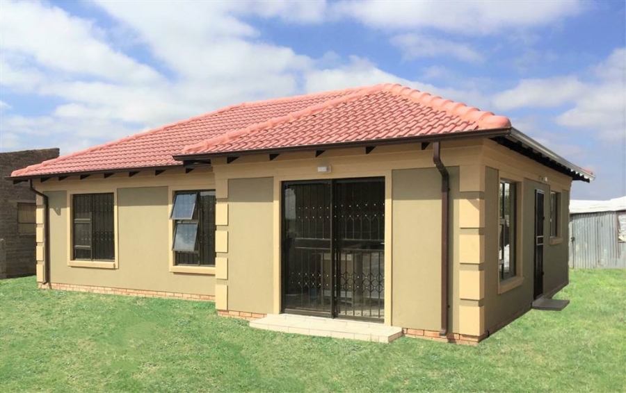 3 Bedroom Property for Sale in Alrapark Gauteng