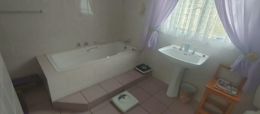 3 Bedroom Property for Sale in Dorandia Gauteng