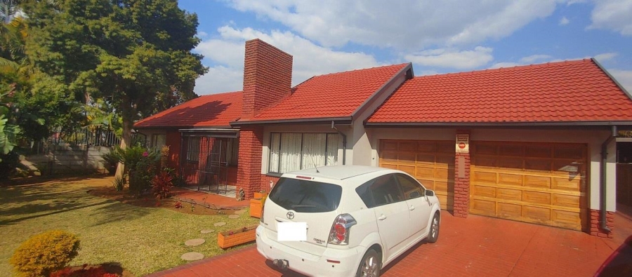 3 Bedroom Property for Sale in Dorandia Gauteng