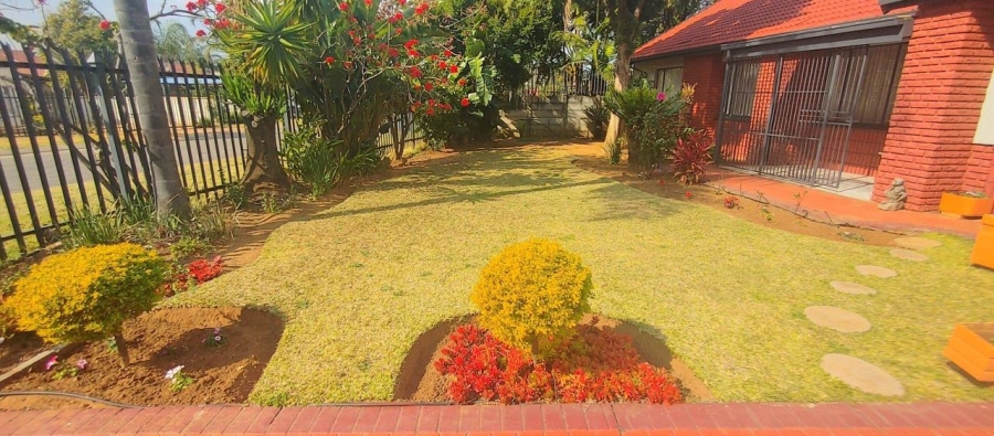 3 Bedroom Property for Sale in Dorandia Gauteng