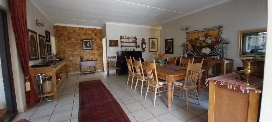 5 Bedroom Property for Sale in Annlin Gauteng