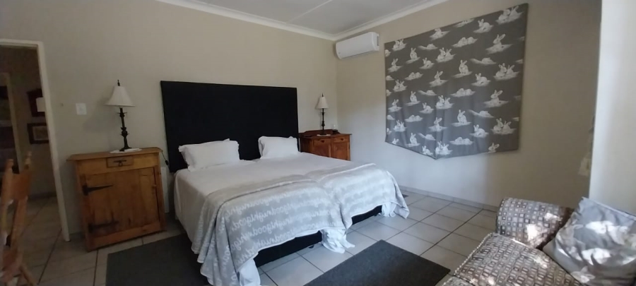 5 Bedroom Property for Sale in Annlin Gauteng