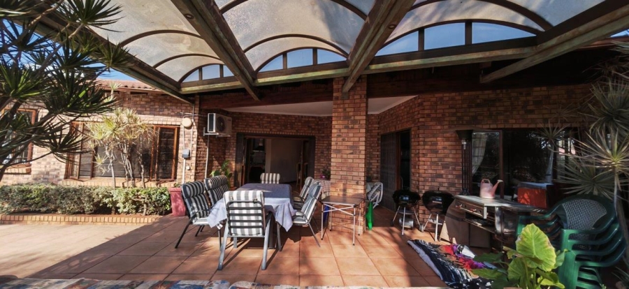 4 Bedroom Property for Sale in Amandasig Gauteng