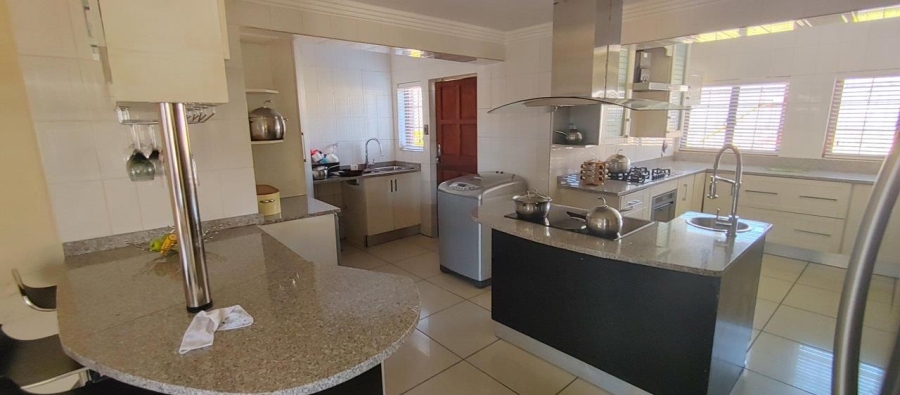 5 Bedroom Property for Sale in Amandasig Gauteng