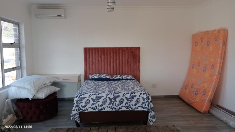 4 Bedroom Property for Sale in Ninapark Gauteng